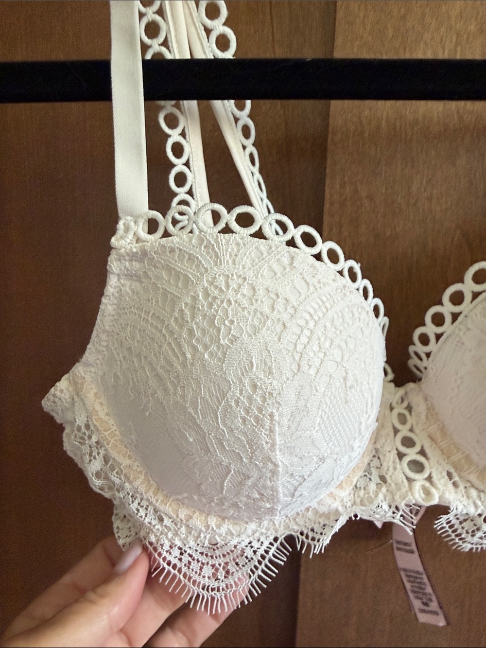 Victoria’s Secret Lace Balconette Bra in Ivory - Women Intimates & Sleepwear NWT - Picture 3 of 9
